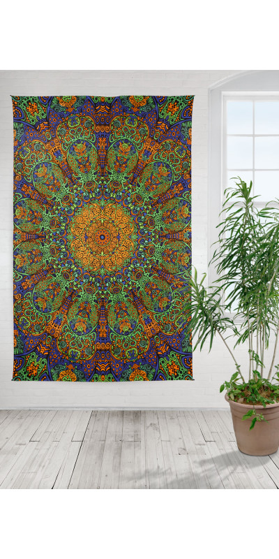 3D Green & Gold Burst Tapestry - Art by Chris Pinkerton