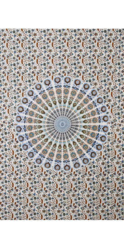 Zest For Life Circle Plume Tapestry Red/Blue 52x80"