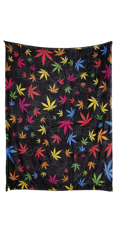 Leaf Jumble Fleece Throw Blanket 50x60"