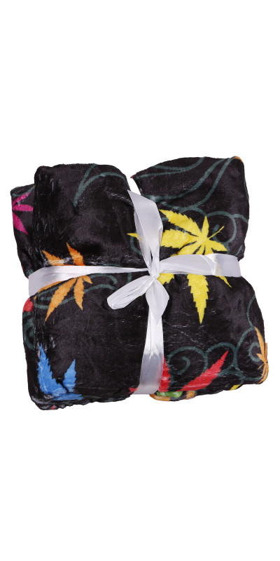 Leaf Jumble Fleece Throw Blanket 50x60"