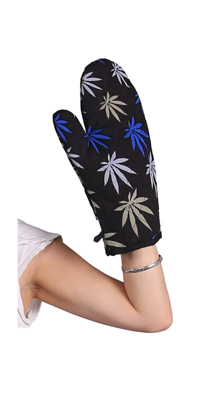 Dark Vortex Pan Holder Oven Mitt *TARIFF SURCHARGE*