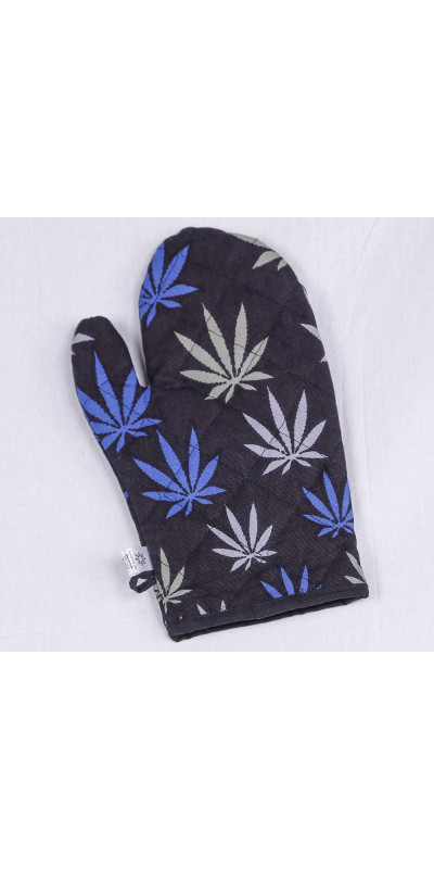 Dark Vortex Pan Holder Oven Mitt *TARIFF SURCHARGE*