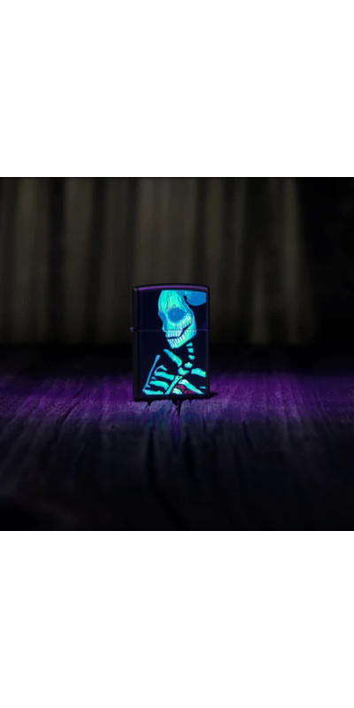 Blacklight Sugar Skeleton Zippo Lighter
